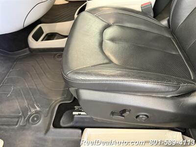 2022 Chrysler Pacifica Touring L   - Photo 33 - North Salt Lake, UT 84010
