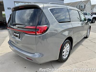 2022 Chrysler Pacifica Touring L   - Photo 22 - North Salt Lake, UT 84010