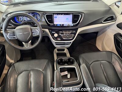 2022 Chrysler Pacifica Touring L   - Photo 29 - North Salt Lake, UT 84010