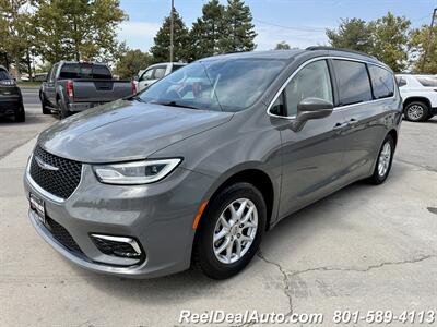 2022 Chrysler Pacifica Touring L   - Photo 23 - North Salt Lake, UT 84010