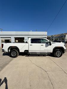 2024 GMC Sierra 2500 SLT   - Photo 18 - North Salt Lake, UT 84010