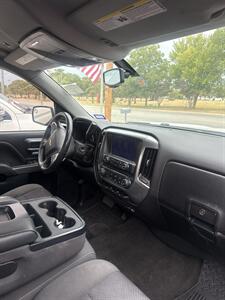 2018 Chevrolet Silverado 1500 LT - Photo 5 - Fort Worth, TX 76111