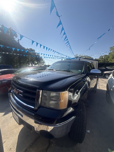 2009 GMC Sierra 1500 SLE   - Photo 1 - Fort Worth, TX 76111
