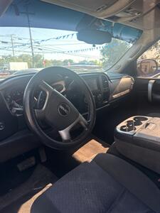 2009 GMC Sierra 1500 SLE - Photo 3 - Fort Worth, TX 76111
