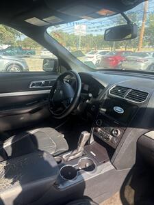 2017 Ford Explorer XLT - Photo 4 - Fort Worth, TX 76111
