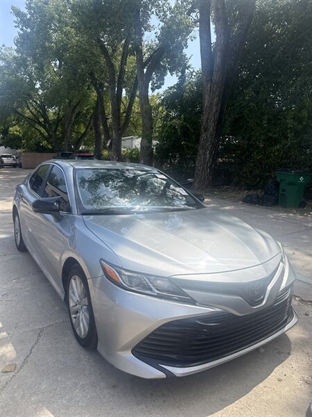2020 Toyota Camry LE   - Photo 1 - Fort Worth, TX 76111