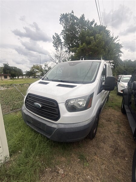 2017 Ford Transit 150   - Photo 1 - Fort Worth, TX 76111