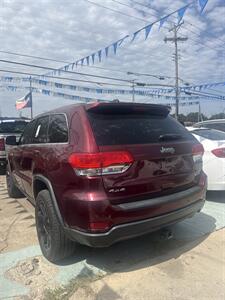 2017 Jeep Grand Cherokee Laredo   - Photo 2 - Fort Worth, TX 76111