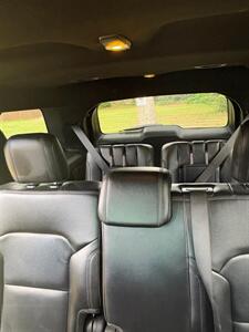 2017 Ford Explorer XLT   - Photo 8 - Fort Worth, TX 76111