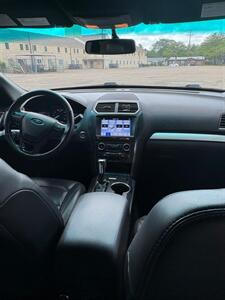 2017 Ford Explorer XLT   - Photo 7 - Fort Worth, TX 76111