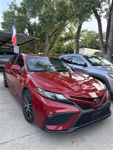2021 Toyota Camry SE - Photo 2 - Fort Worth, TX 76111