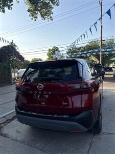 2021 Nissan Rogue SV - Photo 3 - Fort Worth, TX 76111
