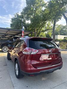 2015 Nissan Rogue S - Photo 4 - Fort Worth, TX 76111