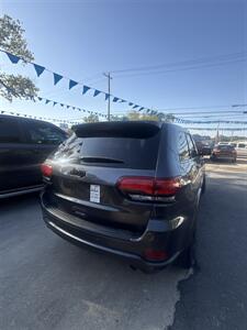 2020 Jeep Grand Cherokee Laredo   - Photo 3 - Fort Worth, TX 76111