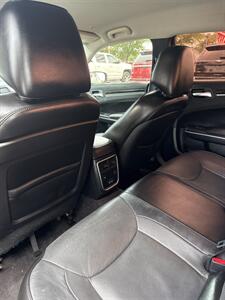 2018 Chrysler 300 Series Limited - Photo 5 - Fort Worth, TX 76111