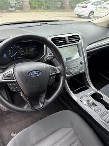 2020 Ford Fusion SE   - Photo 5 - Fort Worth, TX 76111