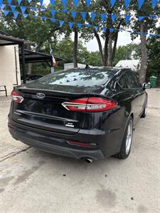 2020 Ford Fusion SE   - Photo 3 - Fort Worth, TX 76111