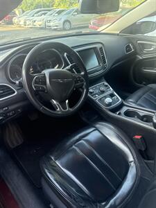 2017 Chrysler 200 Limited - Photo 3 - Fort Worth, TX 76111