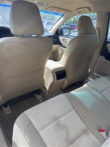 2015 Toyota Camry LE   - Photo 4 - Fort Worth, TX 76111