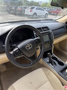 2015 Toyota Camry LE   - Photo 3 - Fort Worth, TX 76111