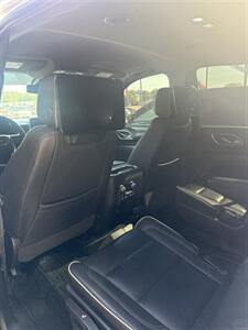 2021 GMC Yukon XL SLT - Photo 4 - Fort Worth, TX 76111
