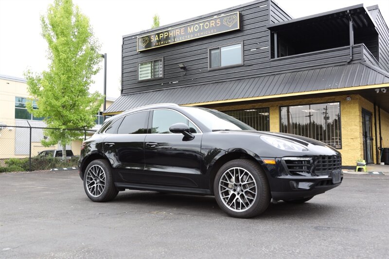 2018 Porsche Macan S  