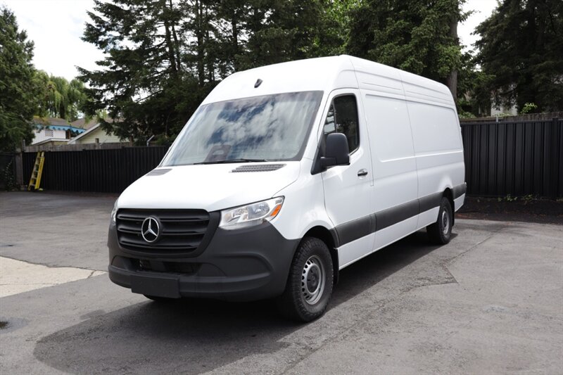 2025 Mercedes-Benz Sprinter 2500  