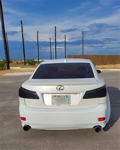 2009 Lexus IS 250   - Photo 11 - Converse, TX 78109