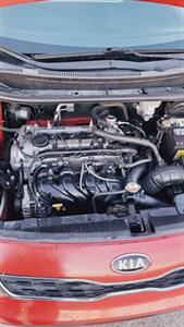 2012 Kia Rio 5-Door LX - Photo 14 - Converse, TX 78109