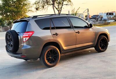 2010 Toyota RAV4   - Photo 2 - Converse, TX 78109