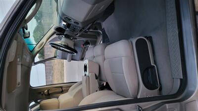 2006 Ford F-150 XLT   - Photo 11 - Converse, TX 78109