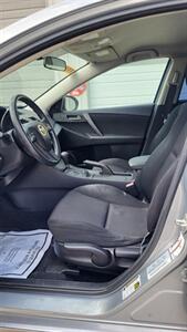 2012 Mazda MAZDA3 i Touring   - Photo 8 - Converse, TX 78109