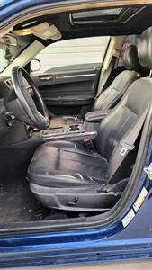 2009 Chrysler 300 Series Touring   - Photo 11 - Converse, TX 78109