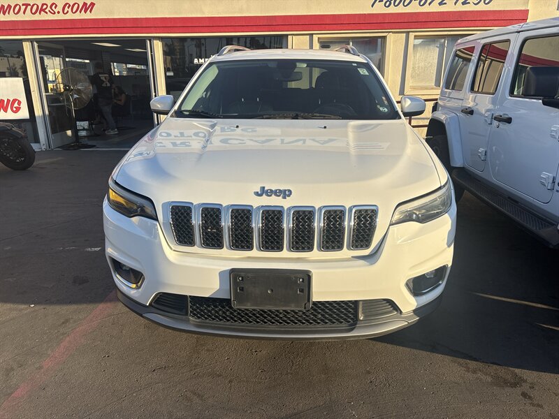 2019 Jeep Cherokee Limited   - Photo 1 - Oceanside, CA 92054