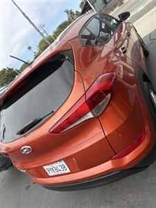 2016 Hyundai TUCSON SE - Photo 4 - Oceanside, CA 92054