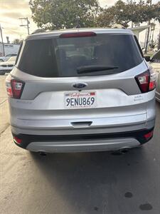 2018 Ford Escape SE - Photo 2 - Oceanside, CA 92054