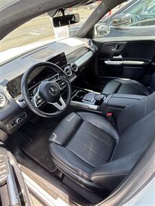2022 Mercedes-Benz GLB GLB 250 4MATIC - Photo 4 - Oceanside, CA 92054