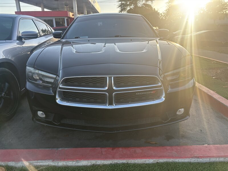 2013 Dodge Charger SE  