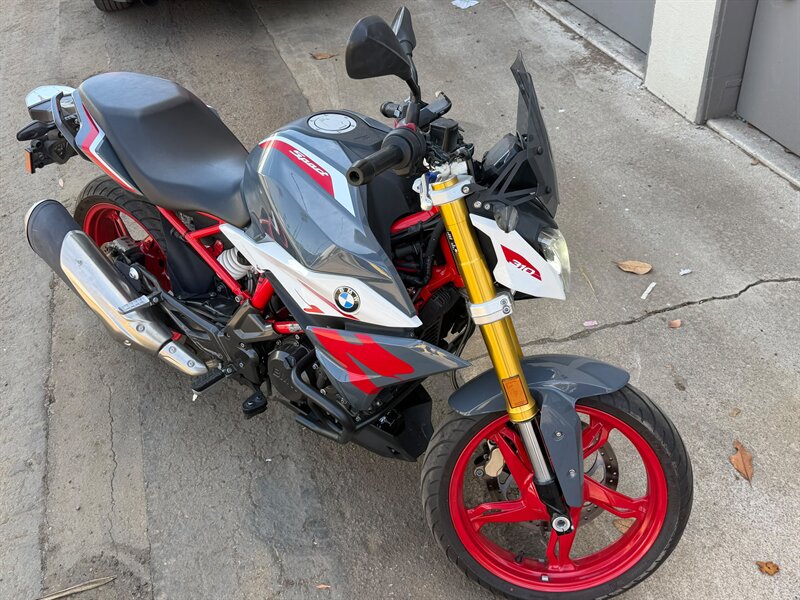 2022 BMW SPORT   - Photo 1 - Oceanside, CA 92054