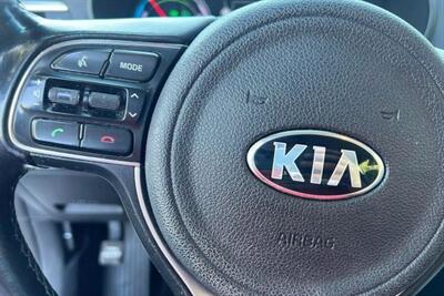 2019 Kia Optima Hybrid EX Sedan 4D   - Photo 17 - San Jose, CA 95128