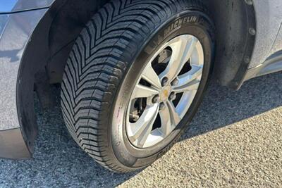 2012 Chevrolet Equinox LT Sport Utility 4D   - Photo 22 - San Jose, CA 95128