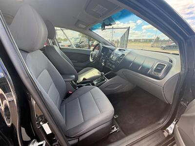 2018 Kia Forte LX   - Photo 7 - Albany, OR 97322