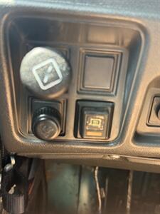 1988 Suzuki Samurai   - Photo 17 - Albany, OR 97322