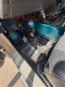 1988 Suzuki Samurai   - Photo 12 - Albany, OR 97322