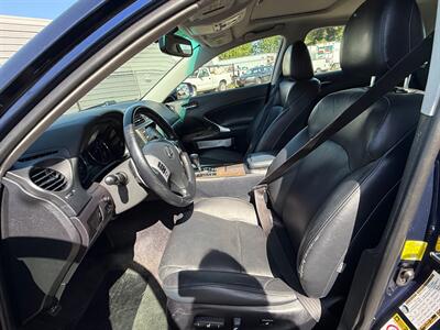 2012 Lexus IS 250   - Photo 8 - Albany, OR 97322