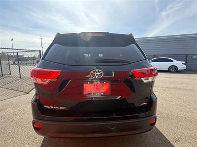 2018 Toyota Highlander LE Plus   - Photo 4 - Albany, OR 97322