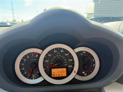 2012 Toyota RAV4   - Photo 16 - Albany, OR 97322
