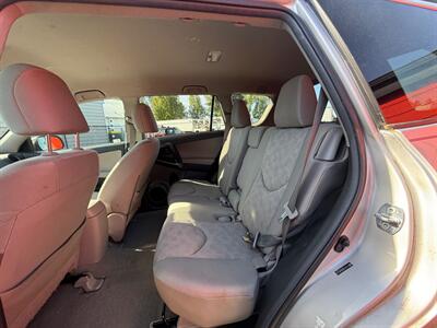 2012 Toyota RAV4   - Photo 9 - Albany, OR 97322