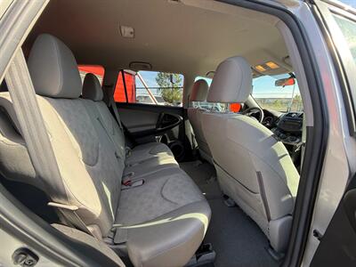 2012 Toyota RAV4   - Photo 7 - Albany, OR 97322
