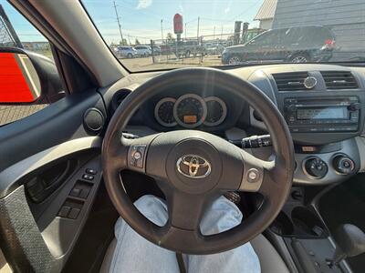 2012 Toyota RAV4   - Photo 15 - Albany, OR 97322